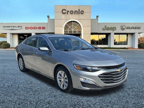 Used 2025 Chevrolet Malibu LT image 1