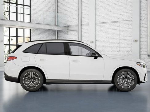 New 2026 Mercedes-Benz GLC 300 image 11