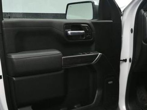 Used 2021 Chevrolet Silverado 1500 LTZ w/ LTZ Convenience Package II image 17