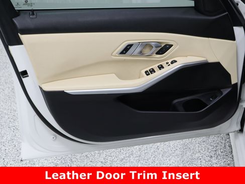Used 2020 BMW 330i Sedan w/ Convenience Package image 12