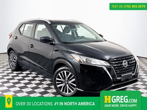 Used 2021 Nissan Kicks SV image 1