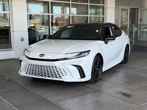 Used 2026 Toyota Camry XSE FWD image 2