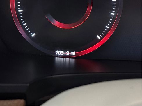 Used 2017 Volvo S90 T6 Inscription w/ Vision Package image 48