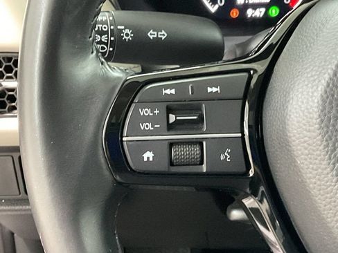 Certified 2024 Honda HR-V EX-L image 10