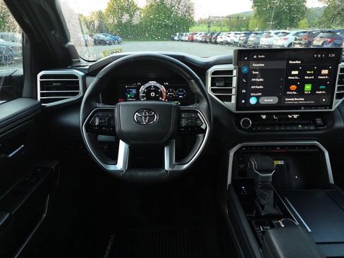 Used 2023 Toyota Tundra Platinum AWD/4WD image 20