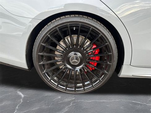 Used 2024 Mercedes-Benz S 63 AMG S image 35