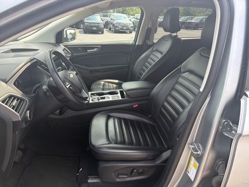 Used 2024 Ford Edge SEL AWD/4WD image 13