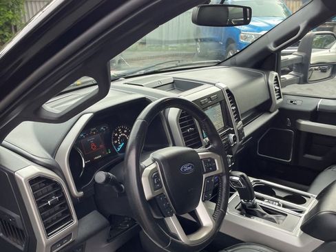 Used 2018 Ford F150 Lariat w/ Equipment Group 501A Mid AWD/4WD image 7
