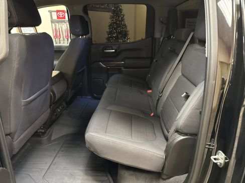 Used 2020 GMC Sierra 1500 Elevation w/ Elevation Value Package AWD/4WD image 25