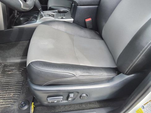 Used 2022 Toyota 4Runner SR5 Premium w/ Moonroof Package RWD image 11