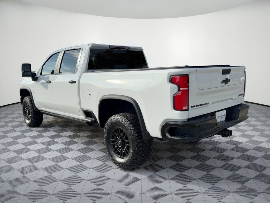 Certified 2025 Chevrolet Silverado 2500 ZR2 w/ Technology Package AWD/4WD image 3