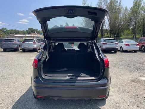 Used 2019 Nissan Rogue Sport S AWD/4WD image 22