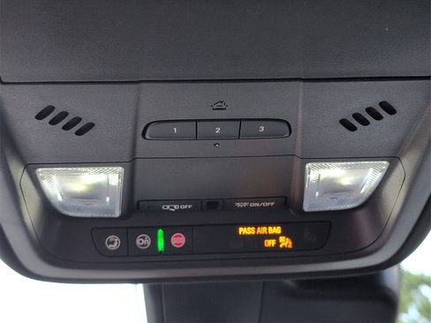 Used 2023 Cadillac XT4 Sport w/ Cold Weather Package image 18