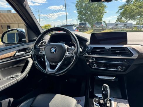 Used 2018 BMW X3 xDrive30i w/ Premium Package AWD/4WD image 16
