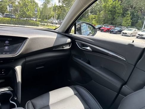 Used 2021 Buick Envision Essence w/ Technology Package I FWD image 15