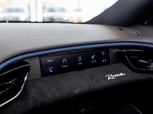 Used 2024 Ferrari Roma image 28