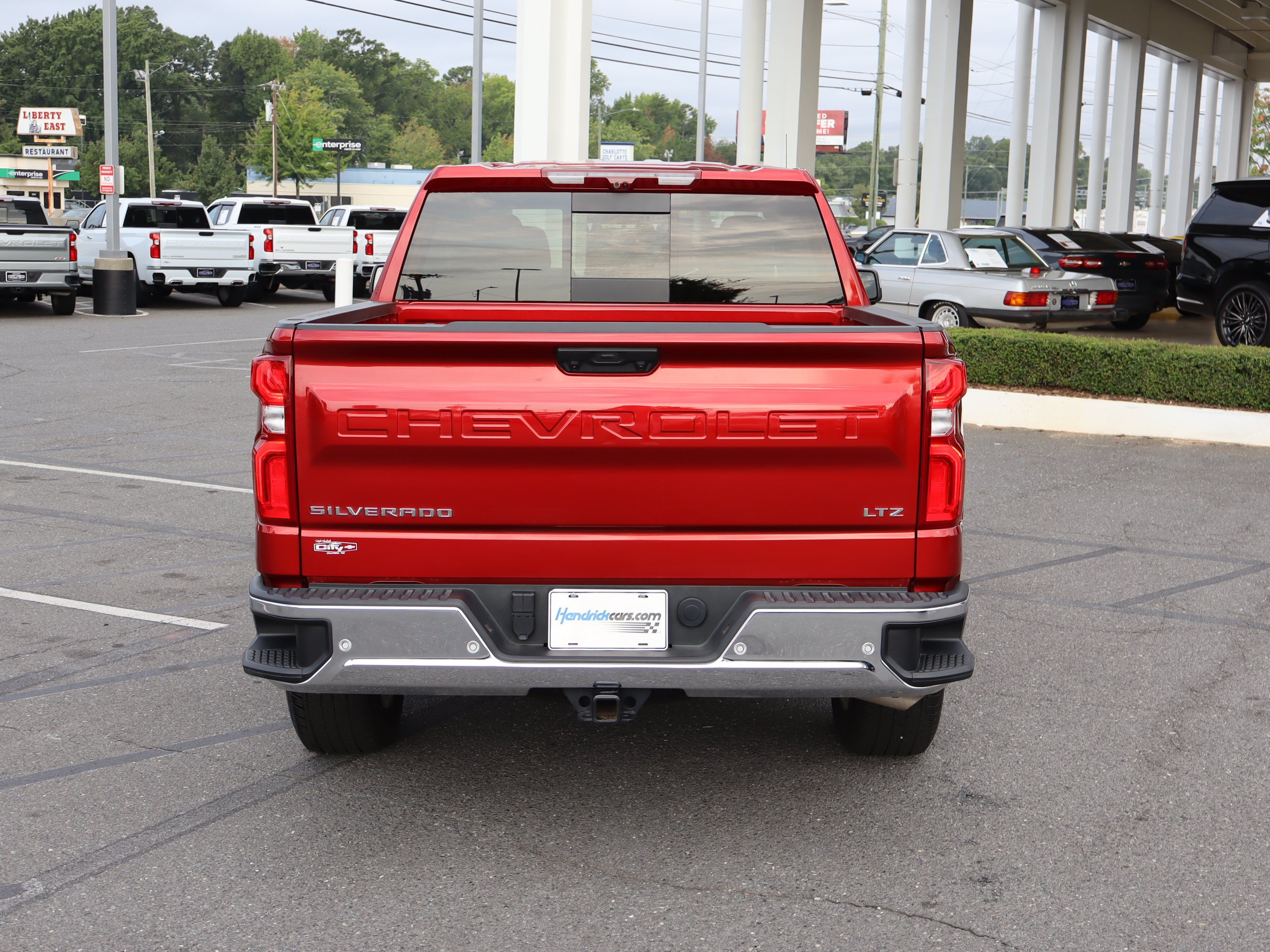 Used 2025 Chevrolet Silverado 1500 LTZ w/ LTZ Premium Package AWD/4WD image 9