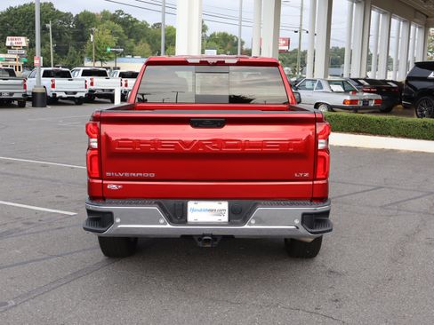 Used 2025 Chevrolet Silverado 1500 LTZ w/ LTZ Premium Package AWD/4WD image 9