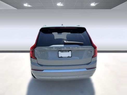 New 2026 Volvo XC90 B6 Plus w/ Protection Package Premier AWD/4WD image 10