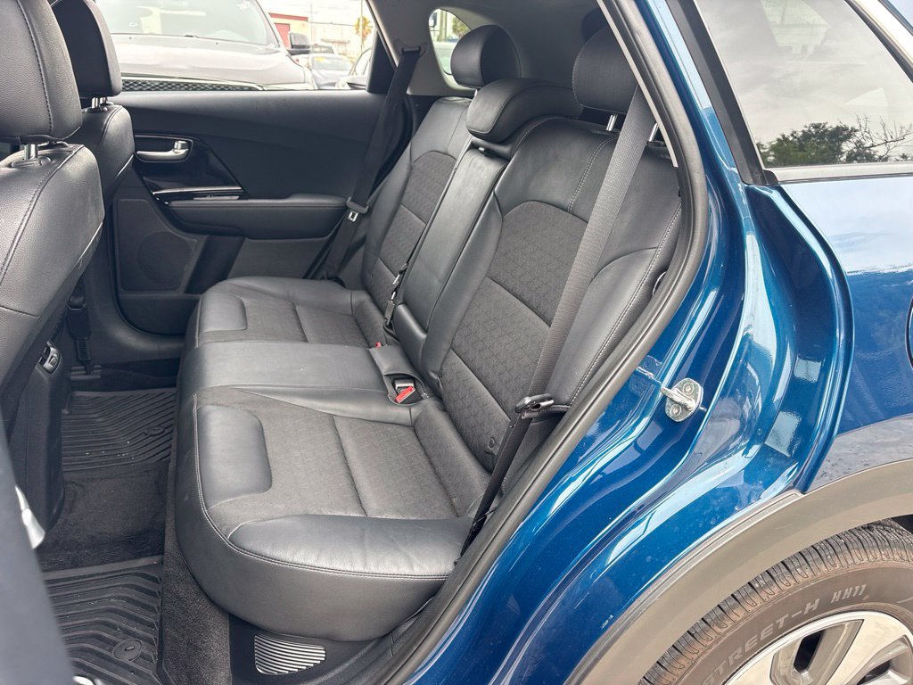 Used 2019 Kia Niro EX FWD image 12