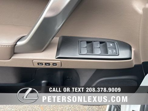 Used 2022 Lexus GX 460 Premium image 23