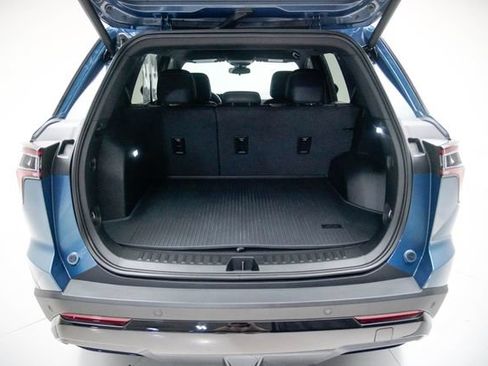 Used 2026 Chevrolet Equinox RS w/ Convenience Package III FWD image 13