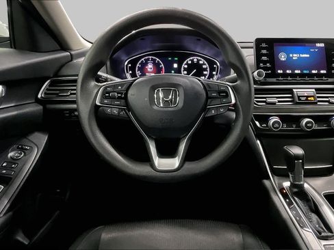 Used 2020 Honda Accord LX image 5