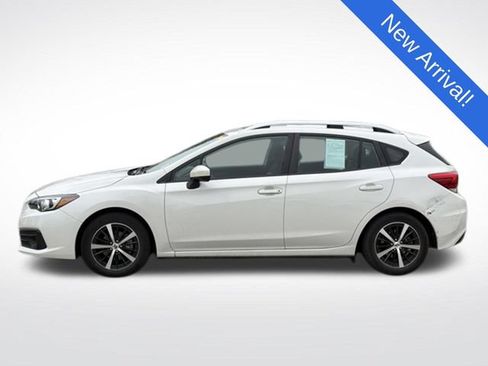Used 2022 Subaru Impreza 2.0i Premium w/ Popular Package #3 AWD/4WD image 4