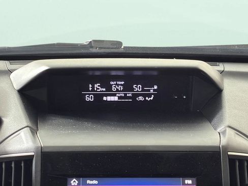 Used 2023 Subaru Crosstrek 2.0i Premium image 11