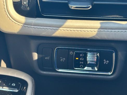 Used 2023 Lincoln Aviator Reserve w/ Elements Package Plus image 23