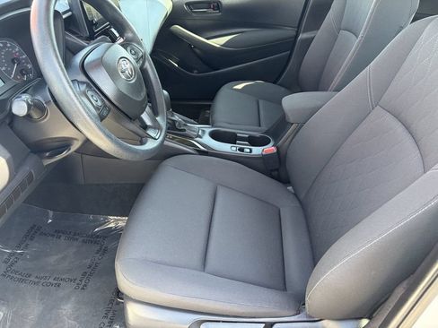 Certified 2025 Toyota Corolla LE FWD image 21
