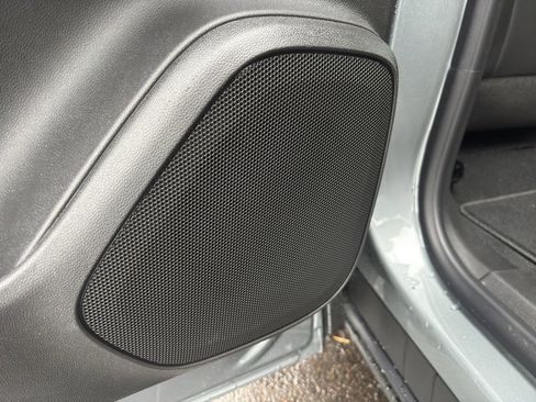 New 2026 Chevrolet Blazer LT w/ Sound & Technology Package AWD/4WD image 18