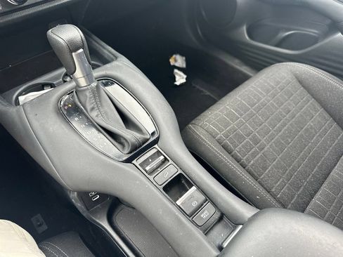 Used 2025 Honda HR-V LX image 26