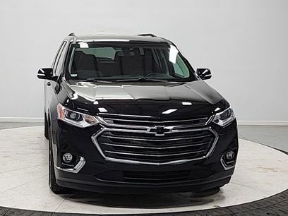 Used 2020 Chevrolet Traverse LT