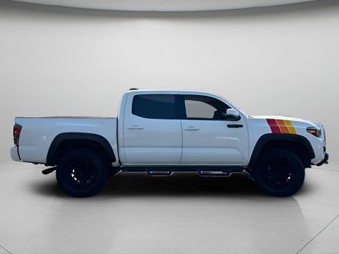 Used 2021 Toyota Tacoma TRD Pro AWD/4WD image 4