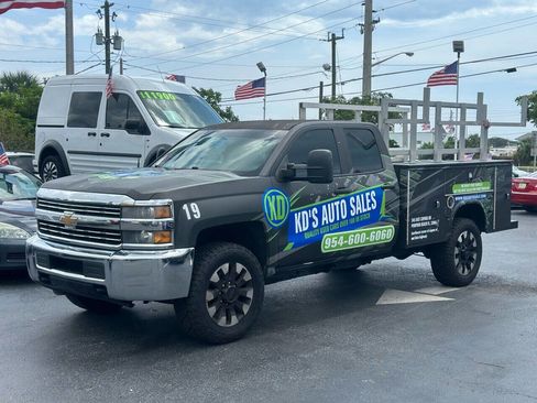 Used 2015 Chevrolet Silverado 2500 W/T image 2
