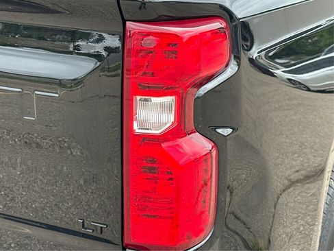 Used 2021 Chevrolet Silverado 1500 LT w/ Bed Protection Package image 32