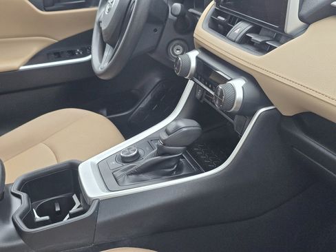 Used 2023 Toyota RAV4 LE image 17