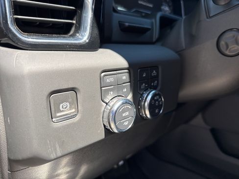 Used 2024 GMC Sierra 1500 Denali image 22