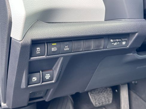 New 2026 Toyota Sienna XLE image 24