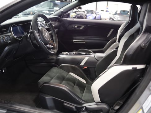 Used 2022 Ford Mustang Shelby GT500 w/ Technology Package RWD image 16
