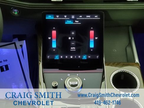 Used 2025 Cadillac Escalade Sport Platinum w/ LPO, ONYX Package image 30