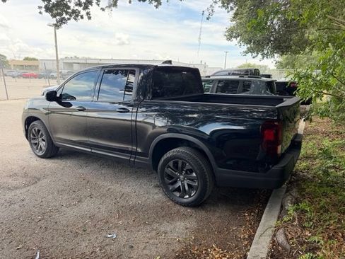 Used 2021 Honda Ridgeline Sport image 9