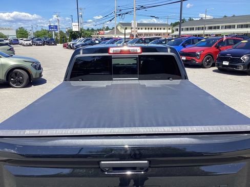 Used 2023 Chevrolet Colorado Z71 w/ Z71 Convenience Package 2 AWD/4WD image 9