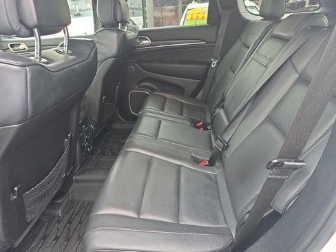 Used 2016 Jeep Grand Cherokee Summit image 9