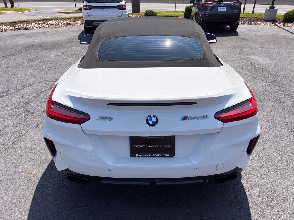 Used 2020 BMW Z4 M40i w/ Executive Package RWD image 19