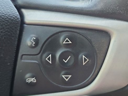 Used 2022 GMC Canyon Elevation RWD image 8