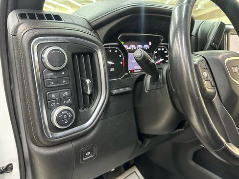 Used 2019 GMC Sierra 1500 AT4 w/ AT4 Premium Package image 19