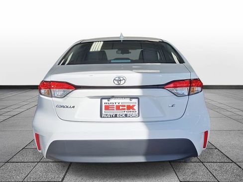 Used 2024 Toyota Corolla LE image 6