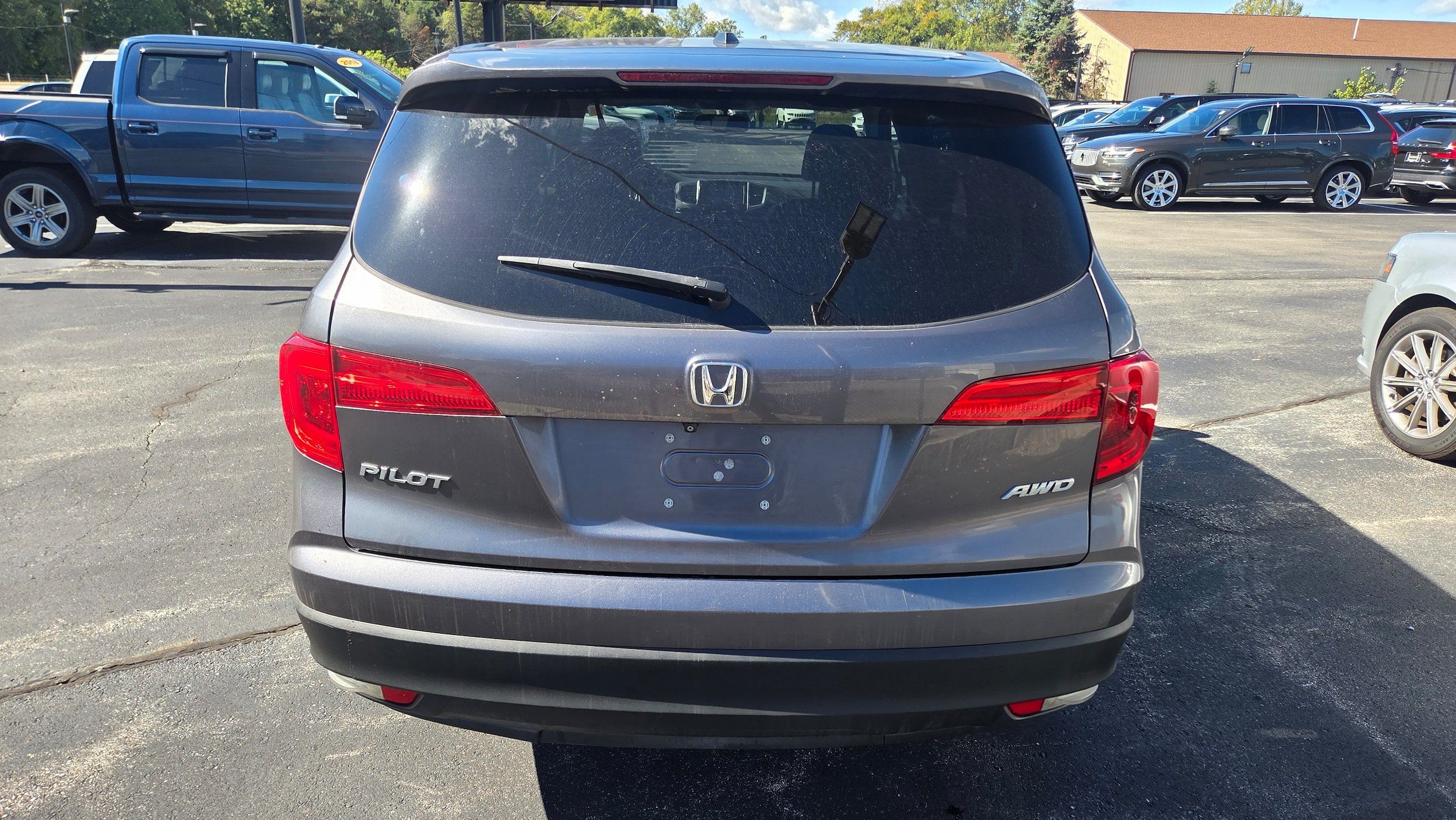Used 2017 Honda Pilot EX-L image 12